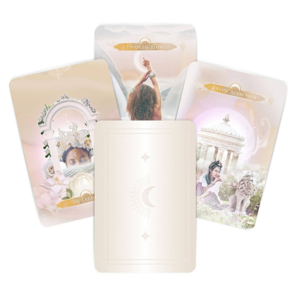 The Wealthy Woman Oracle Deck: 44 Cards and 96 Page Book