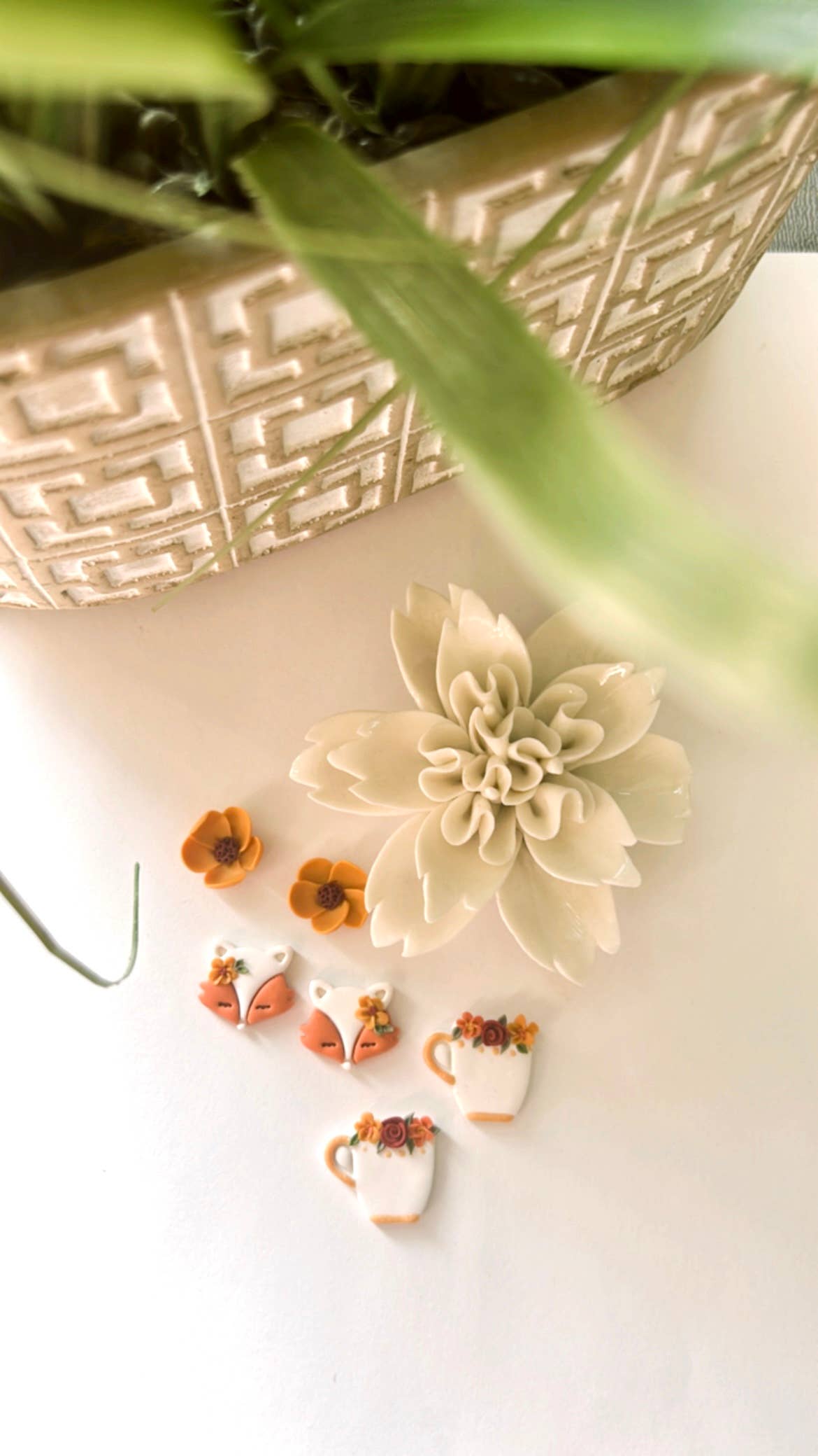 Spring Foxy , Coffee and Floral Trio