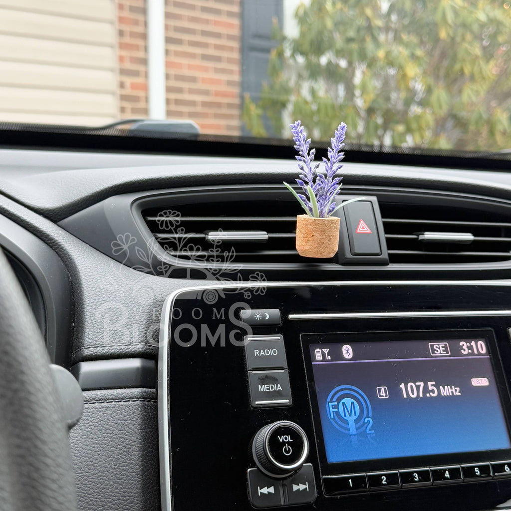Lavender Flower Vent Clip Car Air Freshener (Reusable): Lavender